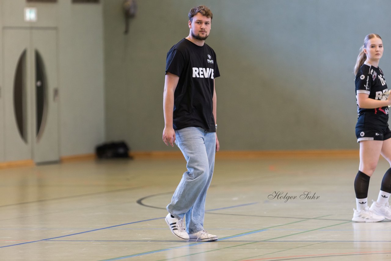 Bild 123 - wBJ SV Henstedt Ulzburg - Bramstedter TS : Ergebnis: 27:15